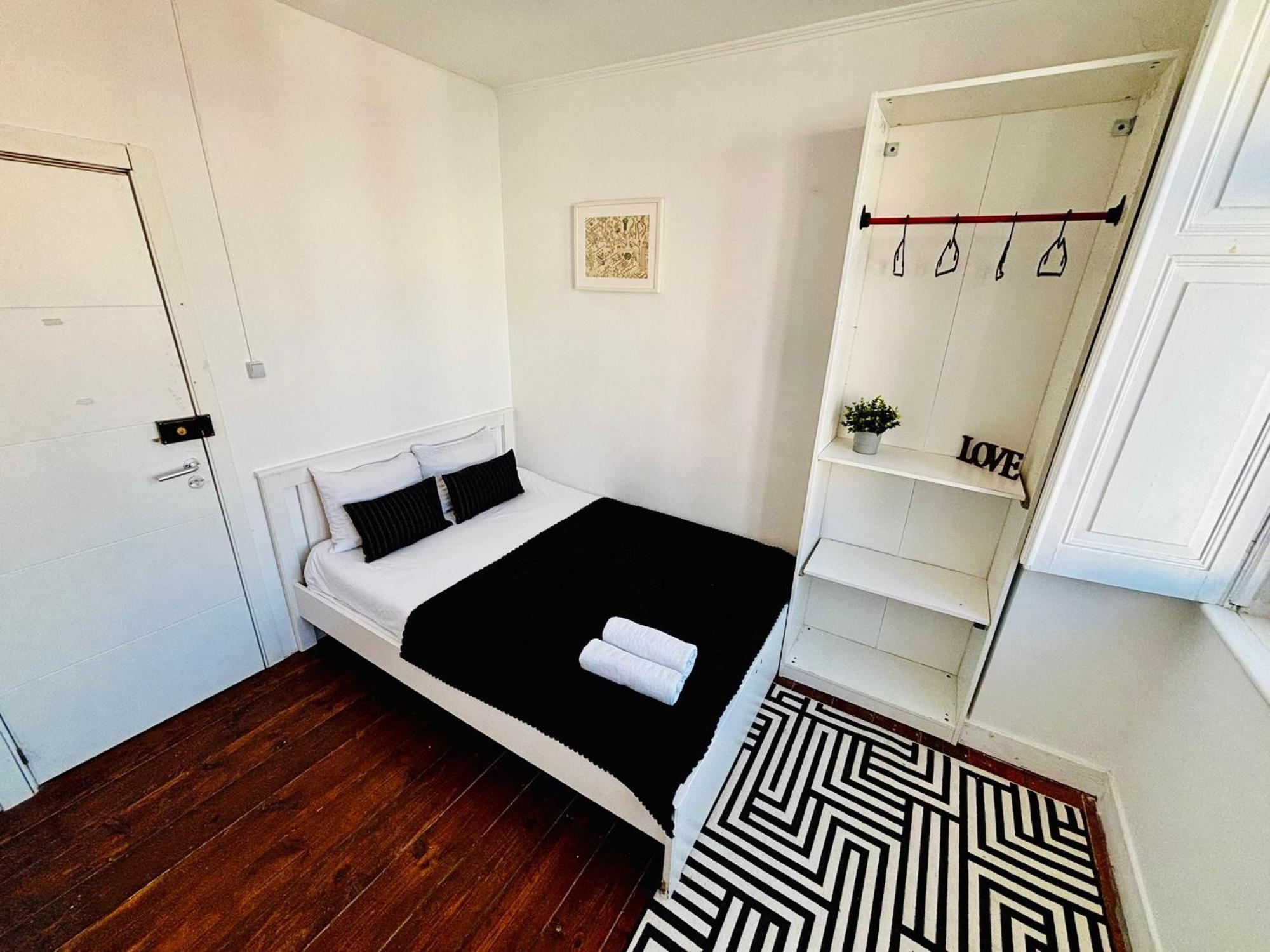 Standard Marques De Pombal, Hostel Lissabon